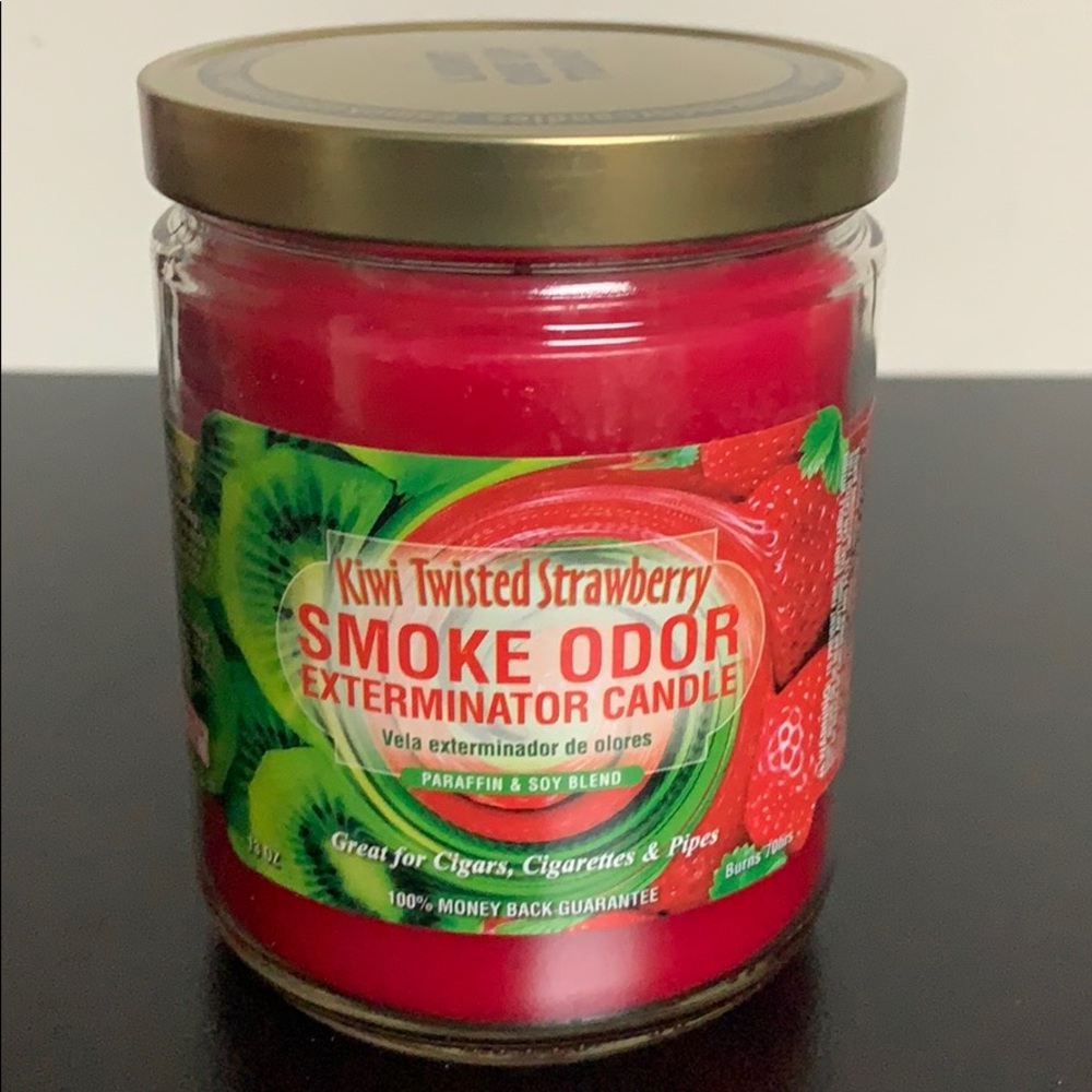 Kiwi Twisted Strawberry Smoke Odor Candle